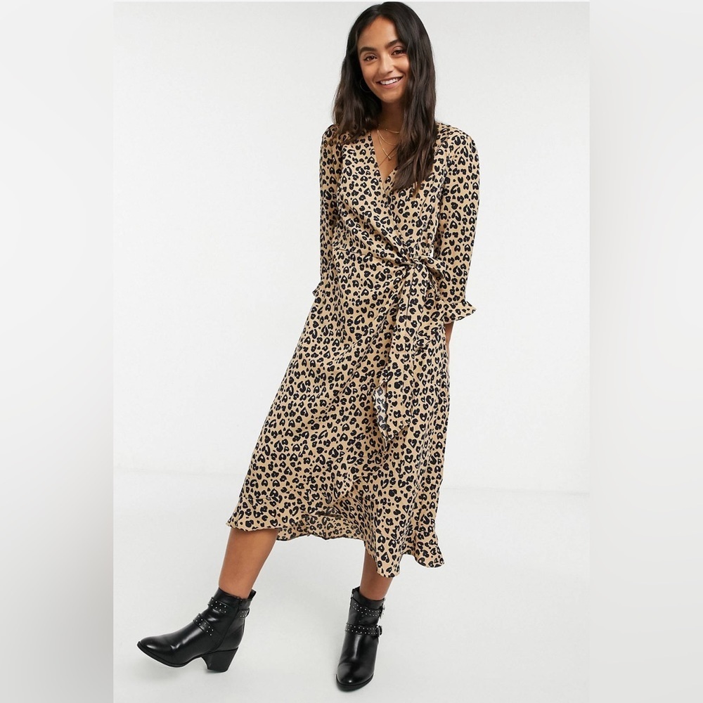 Brave Soul Wrap Satin Dress White/​Black Leopard Print | US Size 12